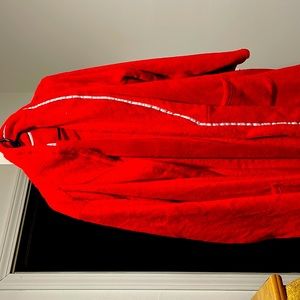 Extra large Victoria Secret Rope. Never used. Great shower accessory